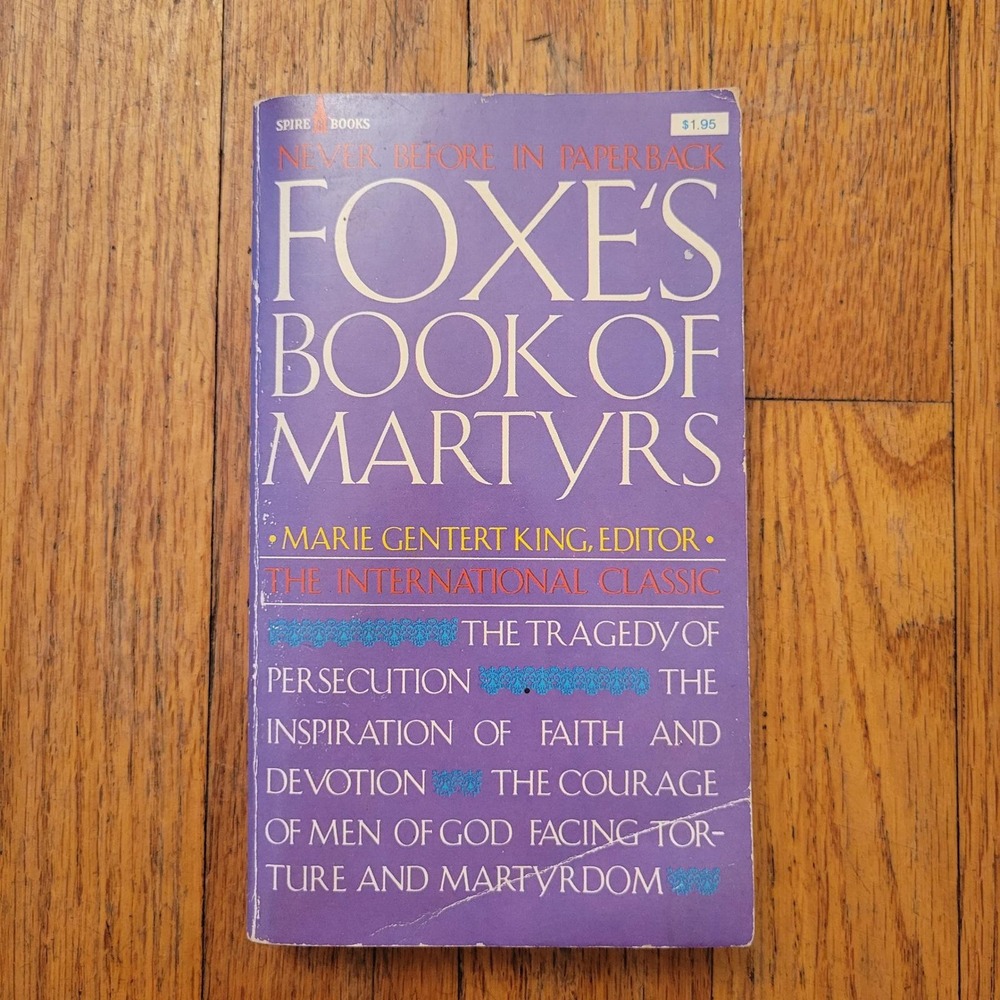 Spire Foxes Book of Martyrs Purple Vintage Paperback 1978 Christian History USA